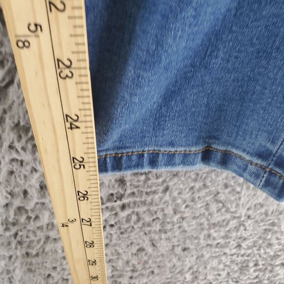 Tahari Jeans Women’s Size 16 Blue Kelly Skinny Distressed Stretch Denim - Picture 8 of 13